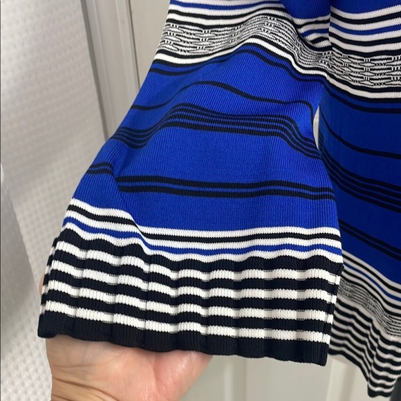 Elegant Striped Sweater in Blue Black & White 3/4 Bell Sleeves Boat Neck Size S - Picture 4 of 12